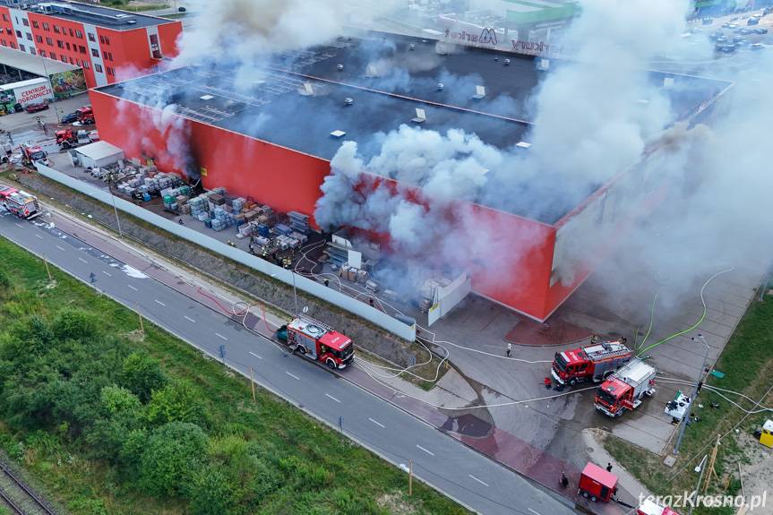Pożar marketu Merkury Market. Informacja Krośnieńskiego Holdingu Komunalnego