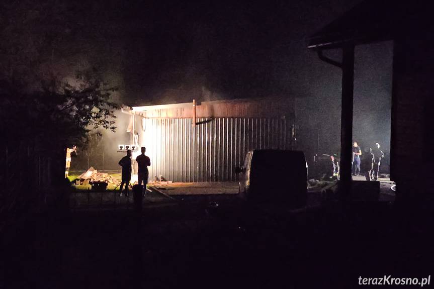 Pożar garażu w Krościenku Wyżnym