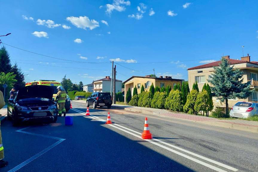 Zderzenie osobówek na DK19