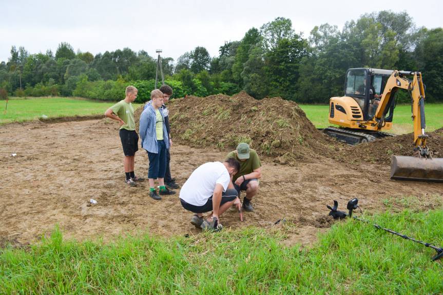 Archeolodzy w Teodorówce. Co kryje ziemia pod Duklą?