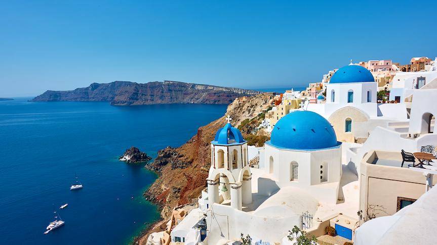 Greckie wakacje czekają - sprawdzamy, czym kuszą na urlop w 2025?