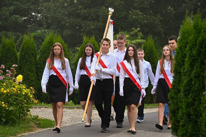 Uroczysta inauguracja roku szkolnego w SP w Głowience