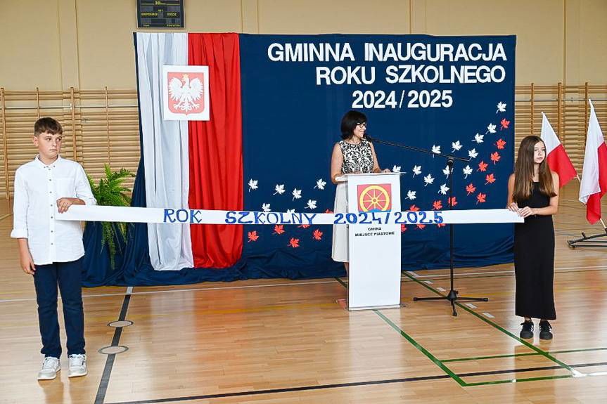 Uroczysta inauguracja roku szkolnego w SP w Głowience