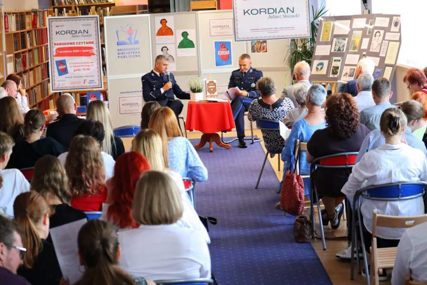 Kordian rozbrzmiewał w KBP. Narodowe Czytanie 2024 w Krośnie