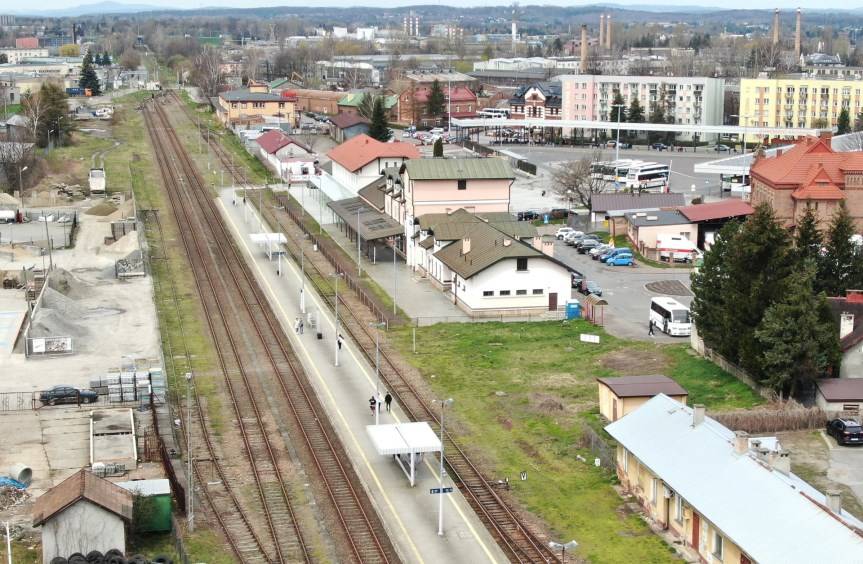 Linia kolejowa biegnąca przez Krosno zostanie zmodernizowana. Jest przetarg