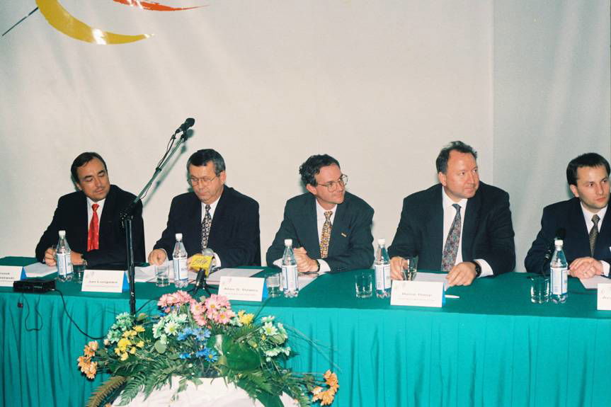 Podpisy, które zmieniły los fabryki. Co się wydarzyło w 1997 roku?