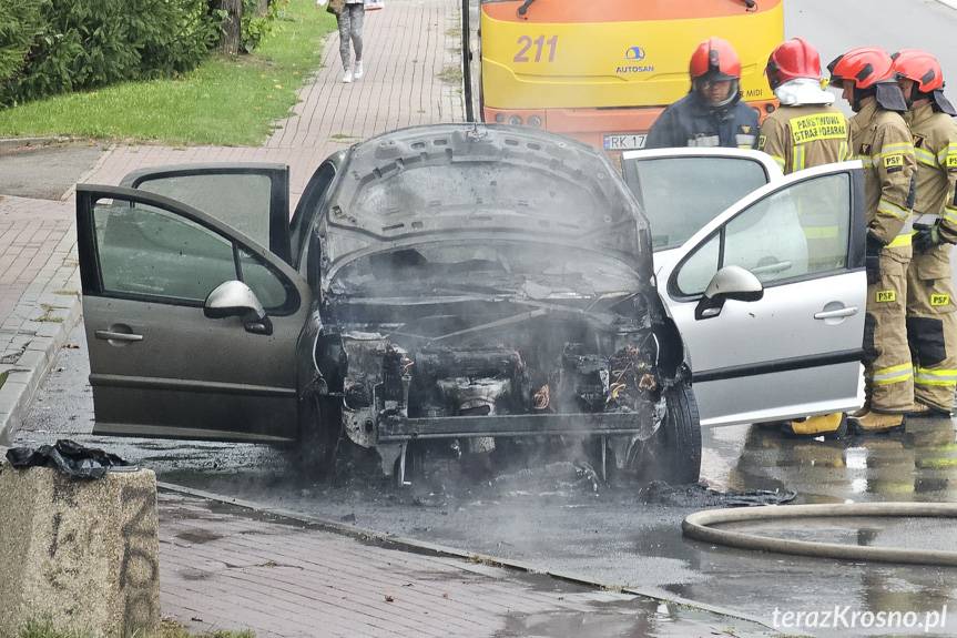 Pożar samochodu w Krośnie