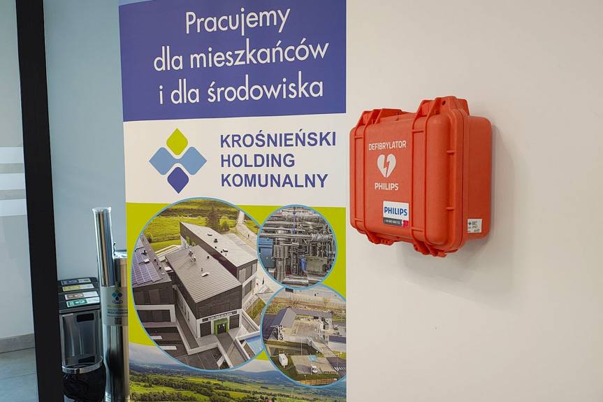 KHK zbroi się w sprzęt ratujący życie