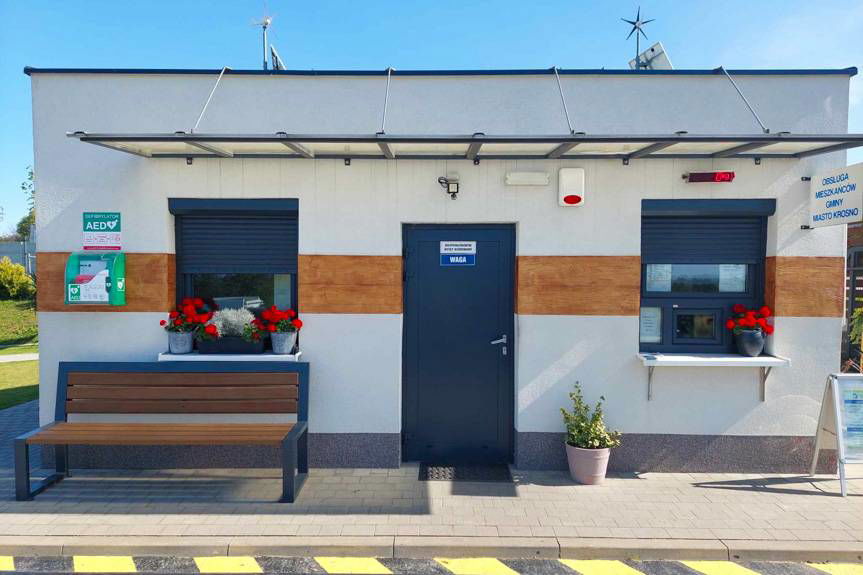 KHK zbroi się w sprzęt ratujący życie