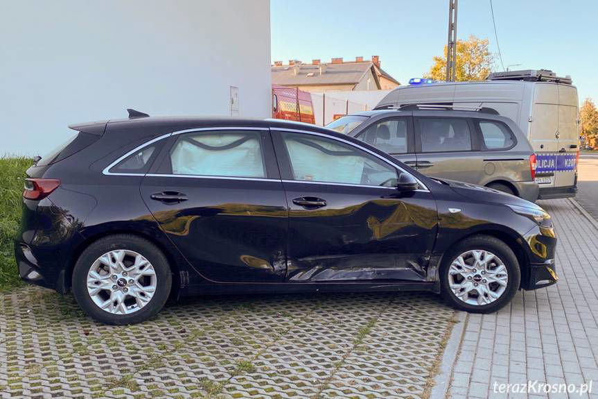 Zderzenie dwóch samochodów kia