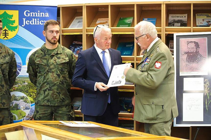 Niezwykła historia Kaspra Wojnara na wystawie w Krakowie