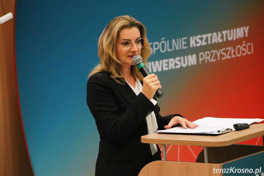 Zdrowie psychiczne dzieci i młodzieży: niepokojące dane. Konferencja w PANS w Krośnie