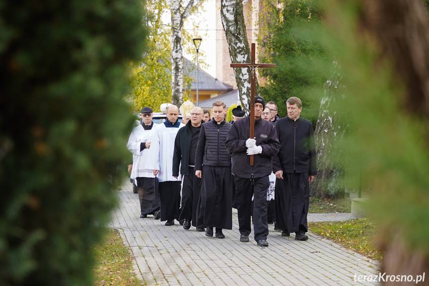 Dzieci nienarodzone spoczęły na cmentarzu komunalnym w Krośnie