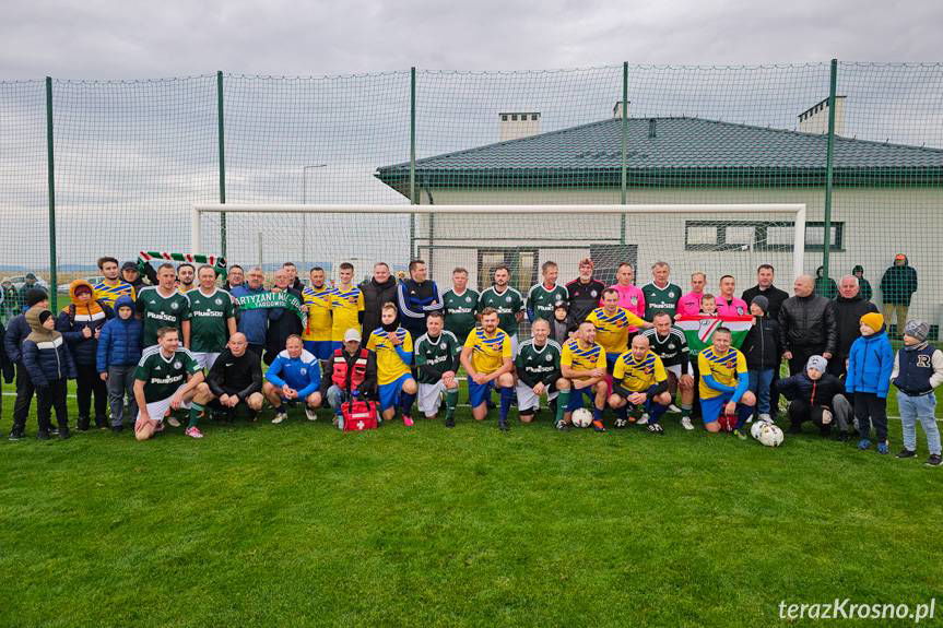 Wielkie otwarcie stadionu w Głowience - LKS Głowienka ma nowy dom