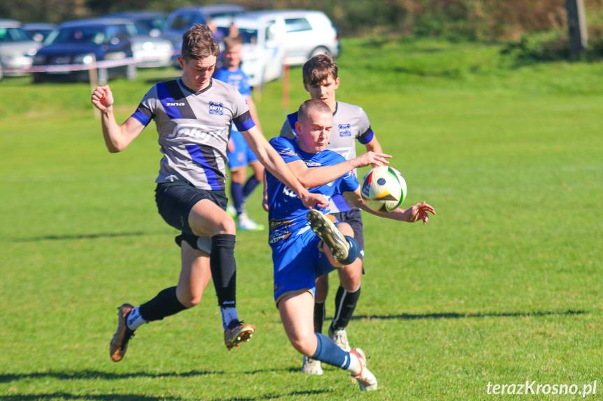 Nafta Splast Jedlicze rozgromiła Zorzę Łęki Dukielskie [ZDJĘCIA]