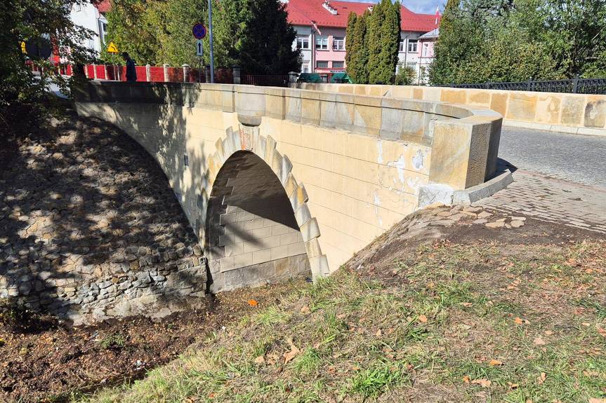 335 tys. złotych na remont zabytkowego mostu