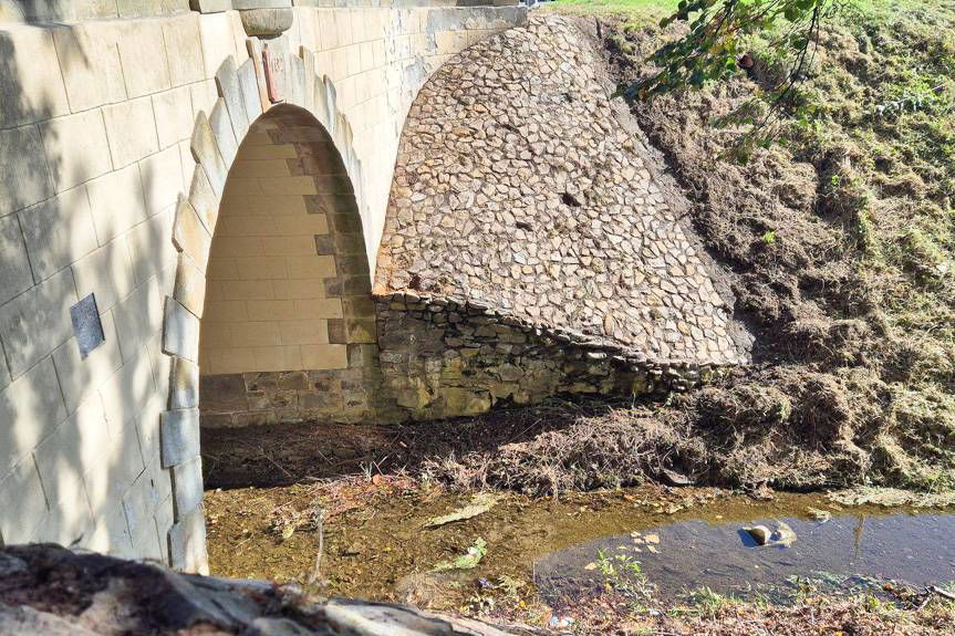 335 tys. złotych na remont zabytkowego mostu