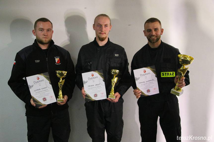 Druhowie z OSP Iskrzynia bezkonkurencyjni w powiatowych zawodach strzeleckich