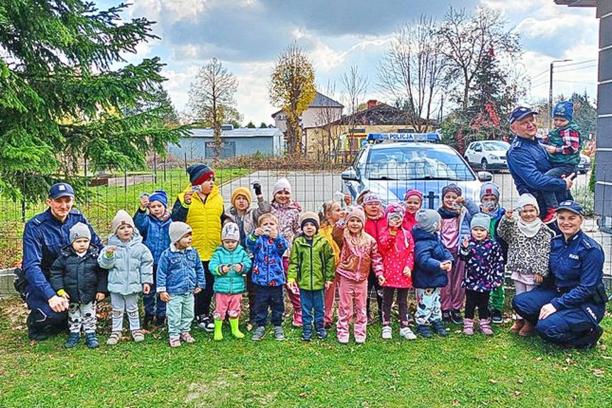 Spotkanie przedszkolaków z policjantami
