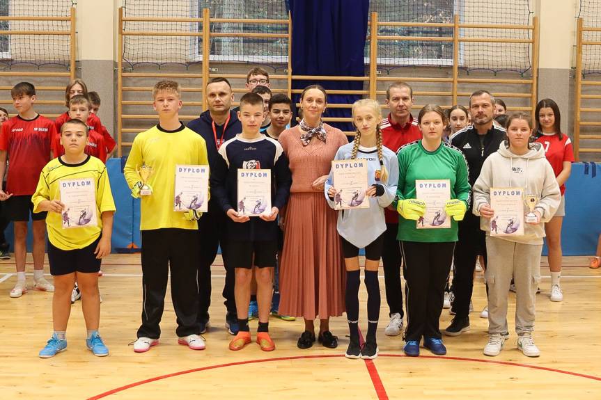 Szkolny turniej unihokeja wyłonił najlepszych