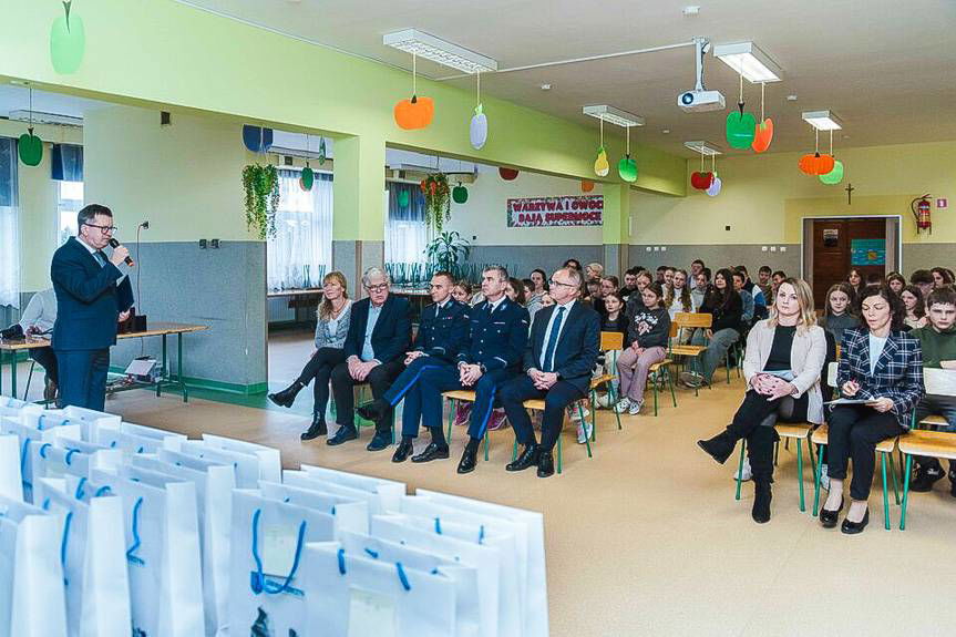 Wspólnie przeciw przemocy. Korczyna łączy siły w ochronie dzieci