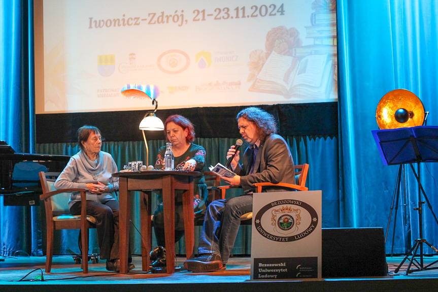 Poezja, muzyka i inspiracja - pierwszy dzień "Iwonickiej Jesieni"