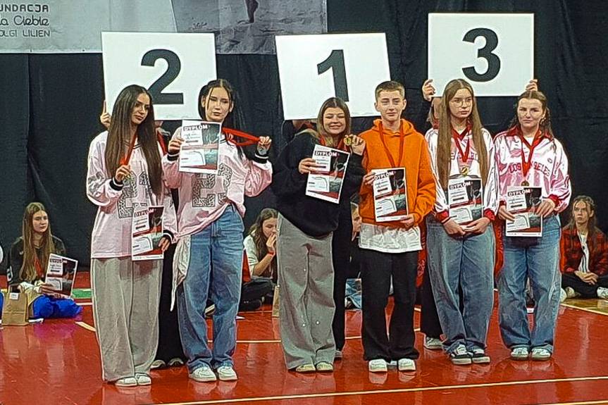 Tancerze z Jedlicza rozpoczęli sezon od zwycięstw