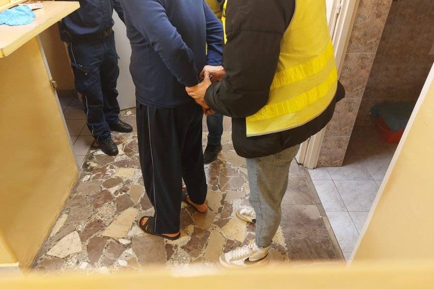 Dramatyczne sceny w Zawadzie. Ranni trafili do szpitala, sprawca w areszcie