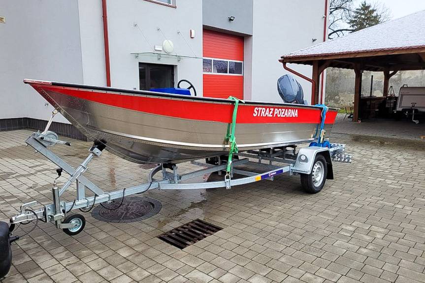 OSP Sieniawa otrzymała profesjonalny sprzęt ratowniczy