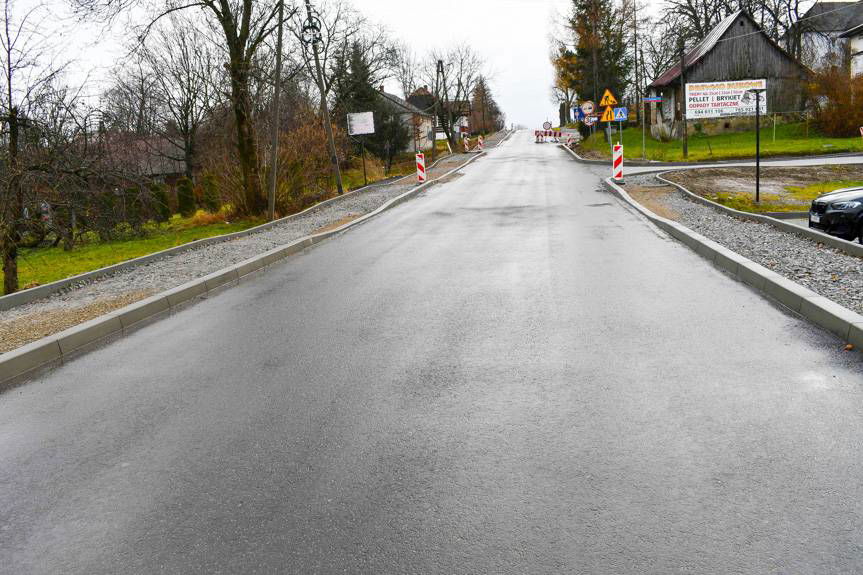 11,5 mln zł na przebudowę drogi powiatowej. Pierwsze efekty już widoczne