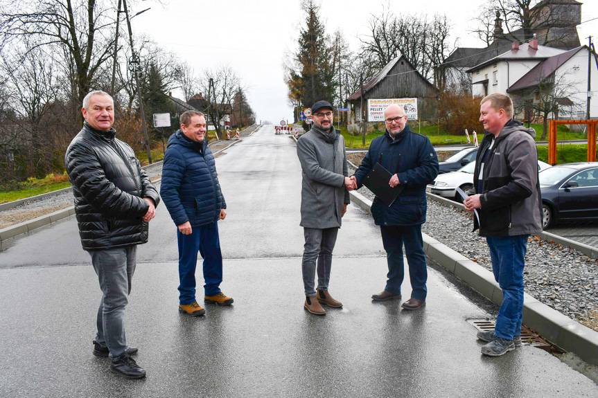 11,5 mln zł na przebudowę drogi powiatowej. Pierwsze efekty już widoczne