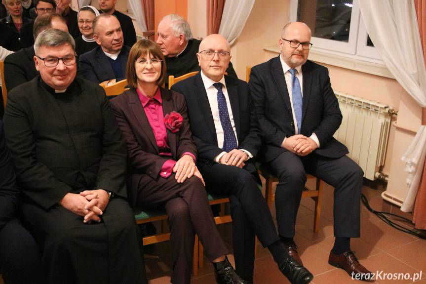 Przemysław Czarnek w Miejscu Piastowym: Nie będzie wartości w edukacji, będzie zniewolenie polskich dzieci i polskiej młodzieży [ZDJĘCIA]