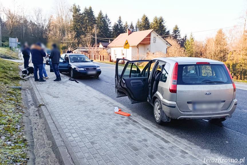 Zderzenie samochodów na DW991