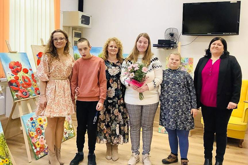 Sztuka, muzyka i inspiracja - wyjątkowy wernisaż w Rogach