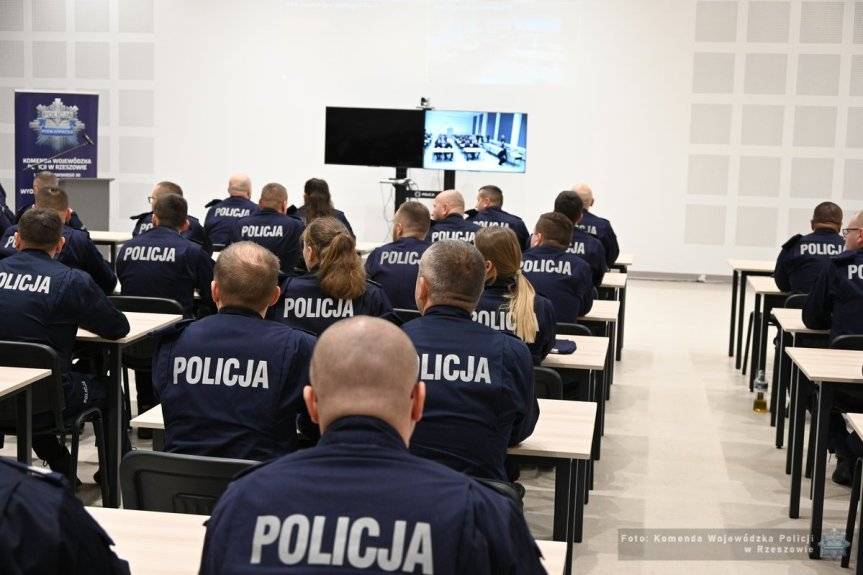 Przyszli aspiranci rozpoczęli szkolenie zawodowe