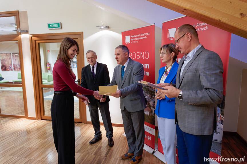 Stypendia im. Stanisława Pigonia rozdane [ZDJĘCIA]