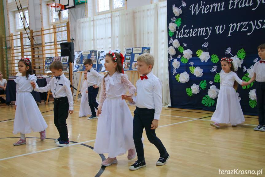 Szkolne jubileusze w Króliku Polskim [ZDJĘCIA]