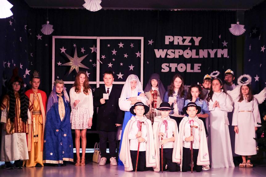 Kolędnicze spotkanie szkół gminy Miejsce Piastowe