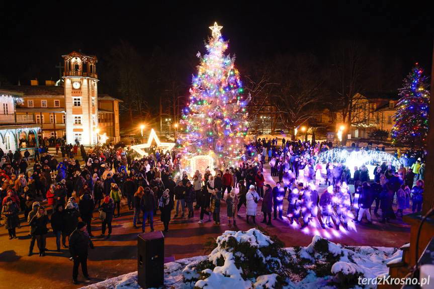 Nowy Rok powitano huczną zabawą w Iwoniczu-Zdroju