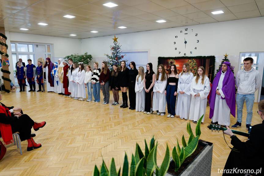 Talenty dzieci i młodzieży z powiatu krośnieńskiego. Finał konkursu w Iwoniczu [ZDJĘCIA]