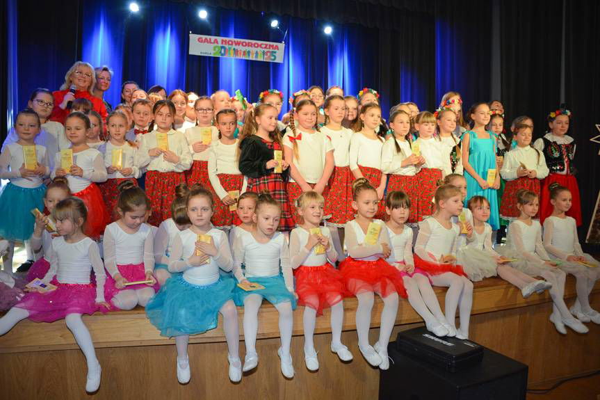 90 artystów na scenie - Gala Noworoczna w Dukli