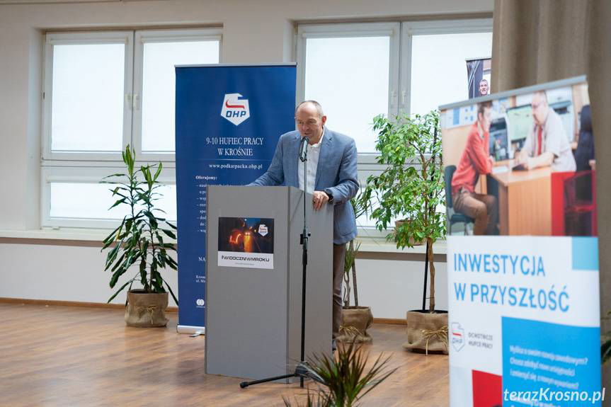 Inauguracja kampanii #WIDOCZNIWMROKU w Krośnie