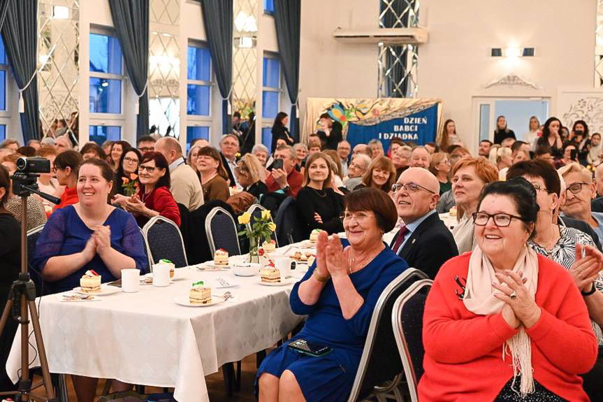 Wzruszające chwile podczas Dnia Babci i Dziadka