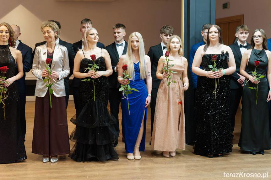 Studniówka uczniów "Budowlanki". Fantastyczna zabawa do rana [ZDJĘCIA]