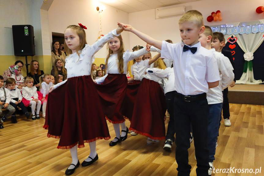 Uroczysty Dzień Babci, Dziadka i Seniora w Króliku Polskim [ZDJĘCIA]