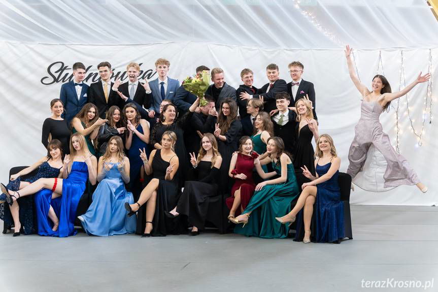 Studniówka jak z marzeń! Tak bawili się maturzyści z "Kopernika"