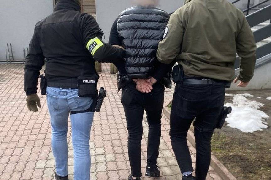 Policyjni "poszukiwacze" zatrzymali kolejne trzy osoby