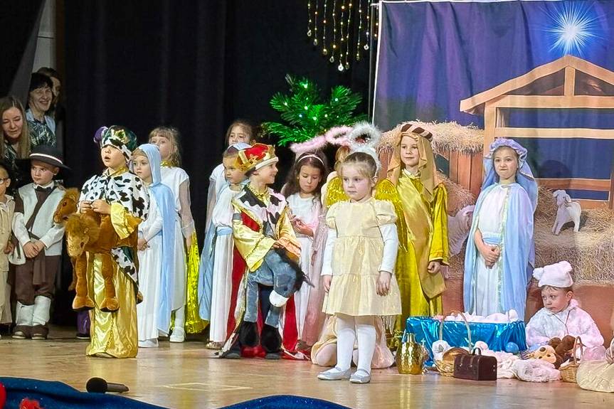 W Korczynie dzieci uczciły Dzień Babci i Dziadka