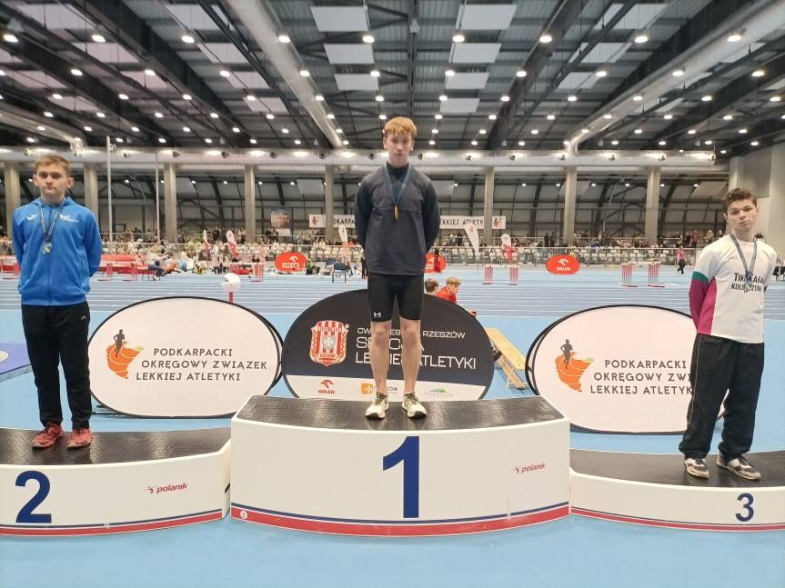 Sukcesy młodych biegaczy KKB Mosir Krosno