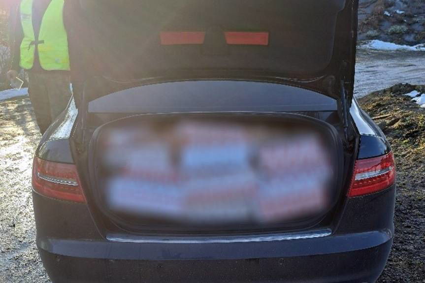 Nielegalne papierosy po dach! Zatrzymanie w Chyrowej